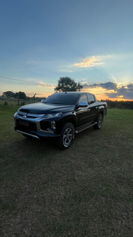 MITSUBISHI L 200 Triton 2.4 16V SPORT HPE 4X4 CABINE DUPLA TURBO DIESEL AUTOMTICO, Foto 7