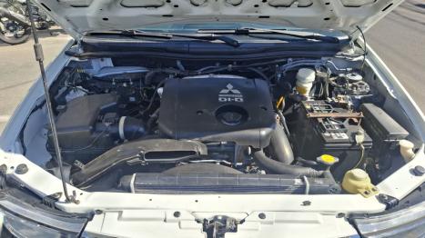 MITSUBISHI L 200 Triton 3.2 16V HPE 4X4 CABINE DUPLA TURBO DIESEL INTERCOOLER, Foto 6