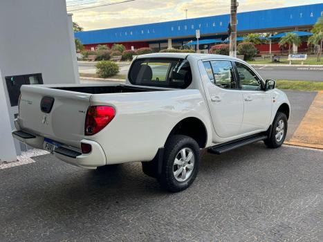 MITSUBISHI L 200 Triton 3.2 16V GLX 4X4 CABINE DUPLA TURBO DIESEL INTERCOOLER, Foto 3