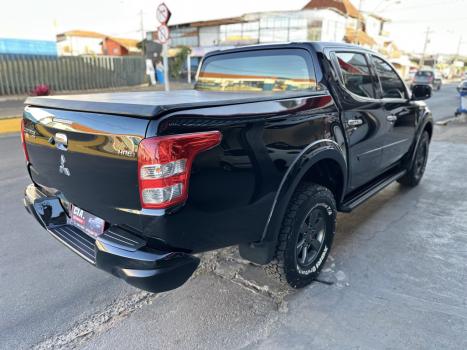MITSUBISHI L 200 Triton 2.4 16V SPORT HPE TOP 4X4 CABINE DUPLA TURBO DIESEL AUTOMTICO, Foto 9