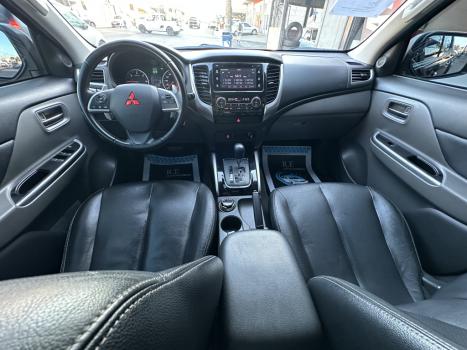 MITSUBISHI L 200 Triton 2.4 16V SPORT HPE TOP 4X4 CABINE DUPLA TURBO DIESEL AUTOMTICO, Foto 13