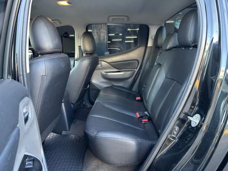 MITSUBISHI L 200 Triton 2.4 16V SPORT HPE TOP 4X4 CABINE DUPLA TURBO DIESEL AUTOMTICO, Foto 11