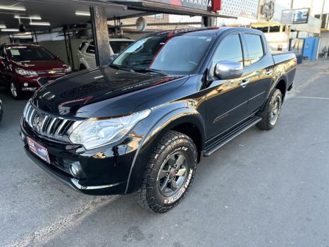 MITSUBISHI L 200 Triton 2.4 16V SPORT HPE TOP 4X4 CABINE DUPLA TURBO DIESEL AUTOMTICO, Foto 4