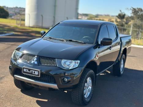 MITSUBISHI L 200 Triton 3.2 16V XB 4X4 CABINE DUPLA TURBO DIESEL INTERCOOLER, Foto 4