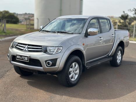 MITSUBISHI L 200 Triton 2.4 16V FLEX HLS CABINE DUPLA, Foto 2