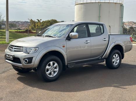 MITSUBISHI L 200 Triton 2.4 16V FLEX HLS CABINE DUPLA, Foto 4