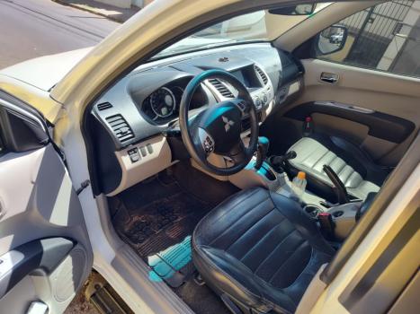 MITSUBISHI L 200 Triton 3.2 16V HPE 4X4 CABINE DUPLA TURBO DIESEL INTERCOOLER AUTOMTICO, Foto 5