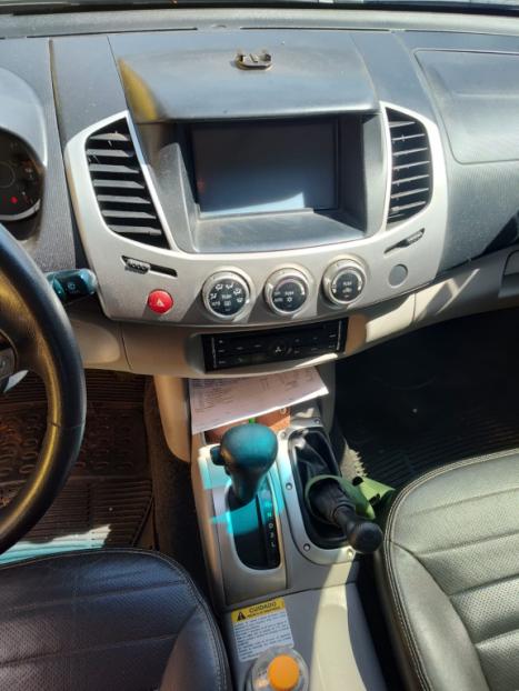 MITSUBISHI L 200 Triton 3.2 16V HPE 4X4 CABINE DUPLA TURBO DIESEL INTERCOOLER AUTOMTICO, Foto 7