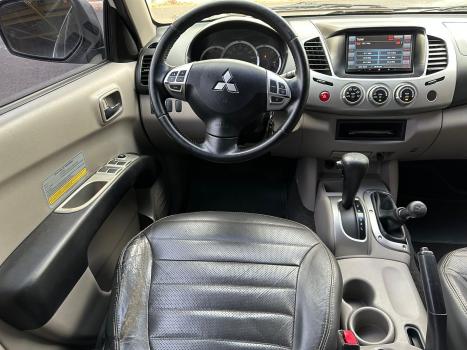 MITSUBISHI L 200 Triton 3.2 16V HPE 4X4 CABINE DUPLA TURBO DIESEL INTERCOOLER AUTOMTICO, Foto 6