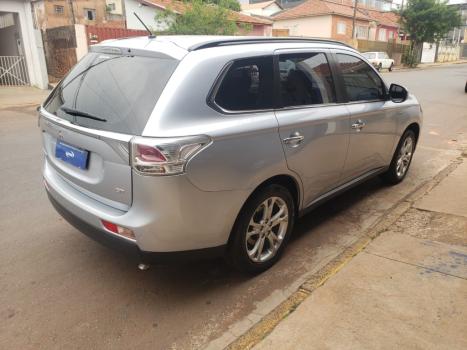 MITSUBISHI Outlander 3.0 V6 24V 4P GT 4X4 AUTOMTICO, Foto 6