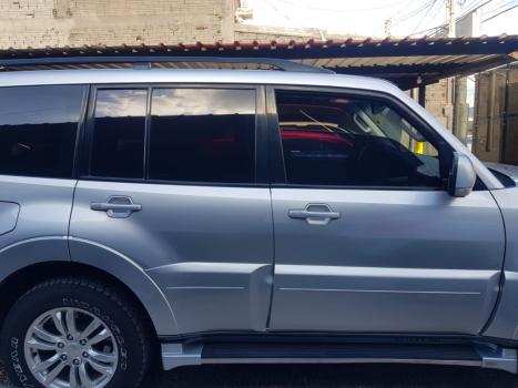 MITSUBISHI Pajero 3.2 16V 4P 4X4 7 LUGARES HPE TURBO DIESEL INTERCOOLER AUTOMTICO, Foto 4