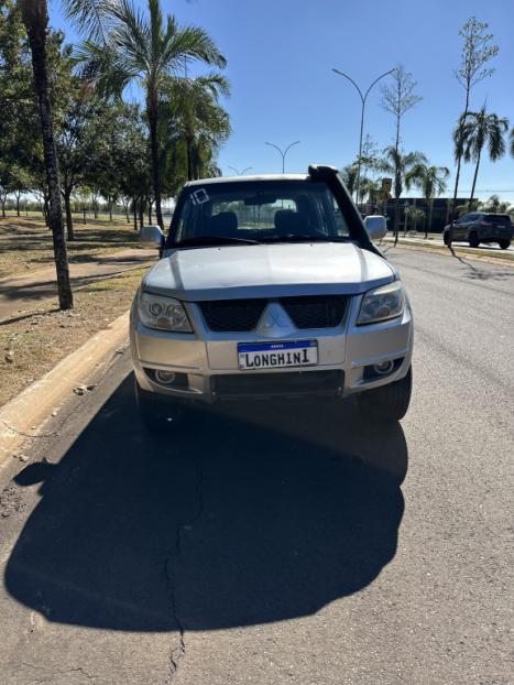 MITSUBISHI Pajero TR4 2.0 16V 4P 4X4 GLS FLEX, Foto 3