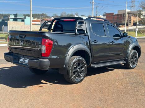NISSAN Frontier 2.3 ATTACK CABINE DUPLA 4X4 BI-TURBO DIESEL AUTOMTICO, Foto 4
