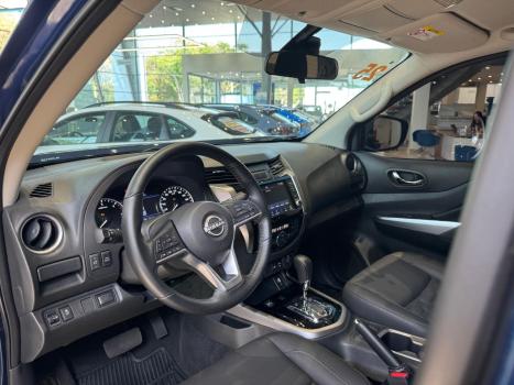NISSAN Frontier 2.3 16V XE 4X4 CABINE DUPLA BI-TURBO DIESEL AUTOMTICO, Foto 4