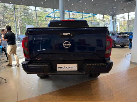 NISSAN Frontier 2.3 16V XE 4X4 CABINE DUPLA BI-TURBO DIESEL AUTOMTICO, Foto 10