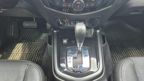 NISSAN Frontier 2.3 16V PRO4X CABINE DUPLA 4X4 BI-TURBO DIESEL AUTOMTICO, Foto 14