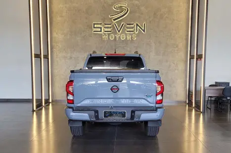 NISSAN Frontier 2.3 16V PRO4X CABINE DUPLA 4X4 BI-TURBO DIESEL AUTOMTICO, Foto 7