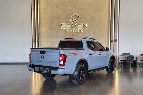 NISSAN Frontier 2.3 16V PRO4X CABINE DUPLA 4X4 BI-TURBO DIESEL AUTOMTICO, Foto 8