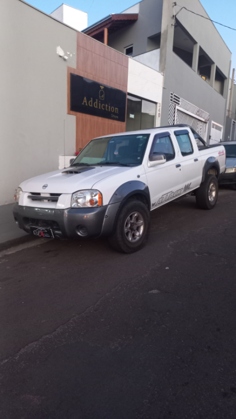 NISSAN Frontier 2.5 XE TURBO DIESEL CABINE DUPLA, Foto 3