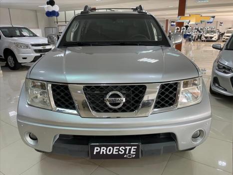 NISSAN Frontier 2.5 4X4 LE CABINE DUPLA TURBO DIESEL AUTOMTICO, Foto 2