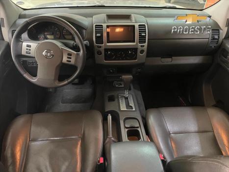 NISSAN Frontier 2.5 4X4 LE CABINE DUPLA TURBO DIESEL AUTOMTICO, Foto 3