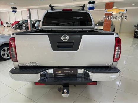 NISSAN Frontier 2.5 4X4 LE CABINE DUPLA TURBO DIESEL AUTOMTICO, Foto 4