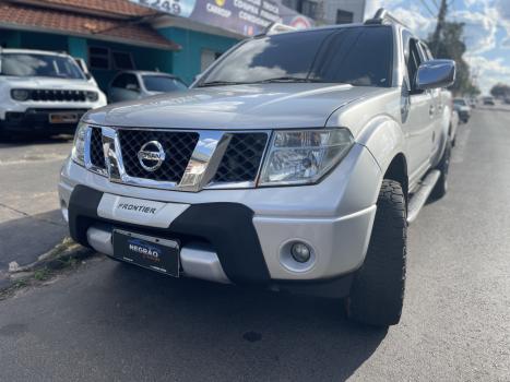 NISSAN Frontier 2.5 4X4 LE CABINE DUPLA TURBO DIESEL AUTOMTICO, Foto 2