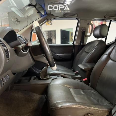 NISSAN Frontier 2.5 XE 4X4 TURBO DIESEL CABINE DUPLA, Foto 4