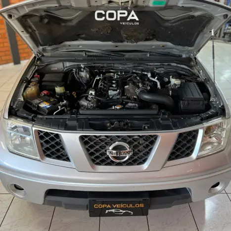 NISSAN Frontier 2.5 XE 4X4 TURBO DIESEL CABINE DUPLA, Foto 9