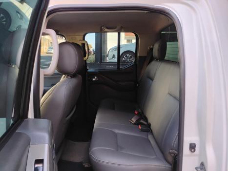 NISSAN Frontier 2.5 SL 10 ANOS 4X4 TURBO DIESEL CABINE DUPLA AUTOMTICO, Foto 10