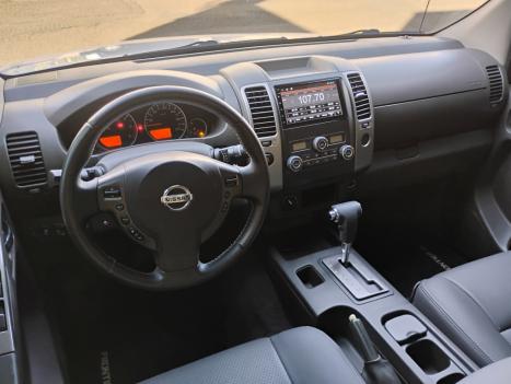 NISSAN Frontier 2.5 SL 10 ANOS 4X4 TURBO DIESEL CABINE DUPLA AUTOMTICO, Foto 12