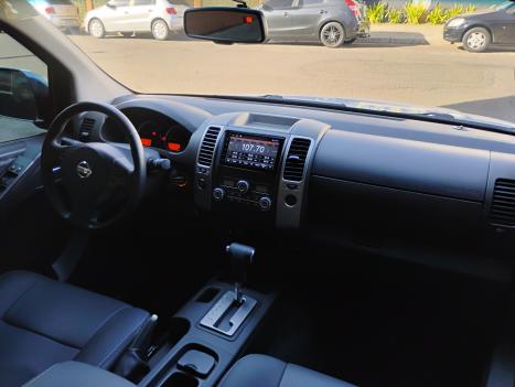 NISSAN Frontier 2.5 SL 10 ANOS 4X4 TURBO DIESEL CABINE DUPLA AUTOMTICO, Foto 14