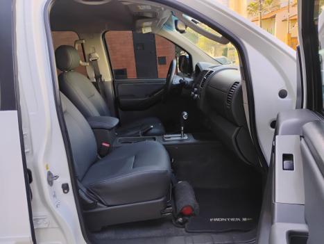 NISSAN Frontier 2.5 SL 10 ANOS 4X4 TURBO DIESEL CABINE DUPLA AUTOMTICO, Foto 18