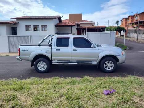 NISSAN Frontier 2.8 SE 4X4 TURBO DIESEL CABINE DUPLA, Foto 6