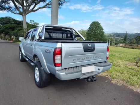 NISSAN Frontier 2.8 SE 4X4 TURBO DIESEL CABINE DUPLA, Foto 10