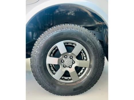 NISSAN Frontier , Foto 5