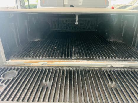 NISSAN Frontier , Foto 13