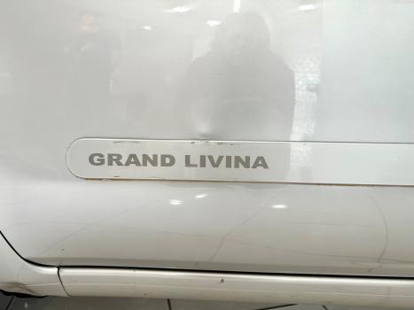 NISSAN Grand Livina 1.8 16V 4P FLEX S, Foto 4