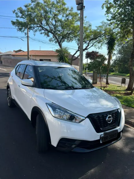 NISSAN Kicks 1.6 16V 4P FLEXSTART S DIRECT X-TRONIC AUTOMTICO CVT, Foto 2