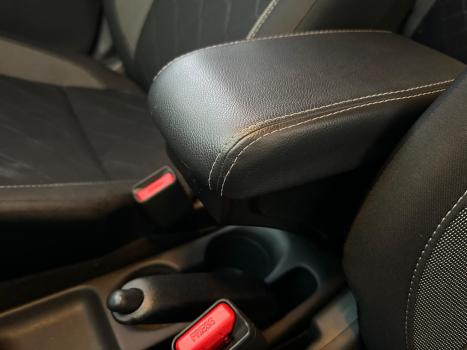 NISSAN Kicks 1.6 16V 4P FLEXSTART S DIRECT X-TRONIC AUTOMTICO CVT, Foto 15