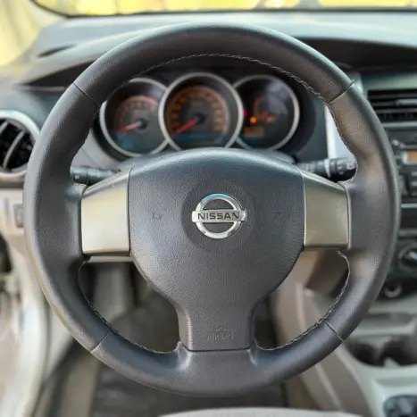 NISSAN Livina 1.6 16V 4P SL FLEX, Foto 15