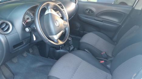 NISSAN March 1.0 12V 4P S FLEX, Foto 4