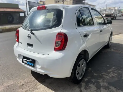 NISSAN March 1.0 12V 4P S FLEX, Foto 3