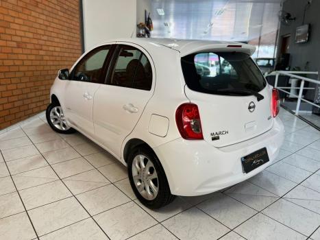 NISSAN March 1.6 16V 4P SV FLEX, Foto 4