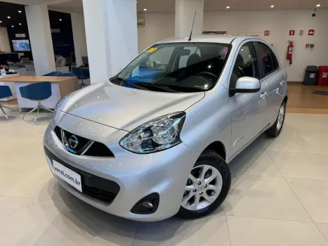 NISSAN March 1.6 16V 4P SV FLEX AUTOMTICO CVT, Foto 3