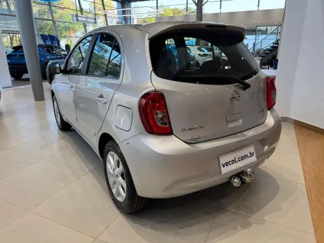 NISSAN March 1.6 16V 4P SV FLEX AUTOMTICO CVT, Foto 11