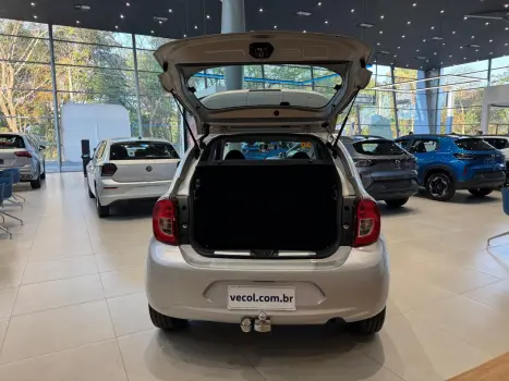 NISSAN March 1.6 16V 4P SV FLEX AUTOMTICO CVT, Foto 12