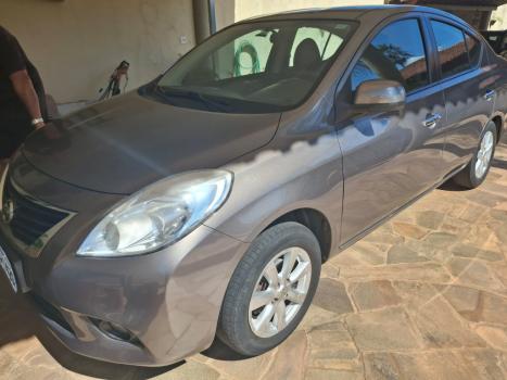 NISSAN Versa Sedan 1.6 16V 4P FLEX SL, Foto 1