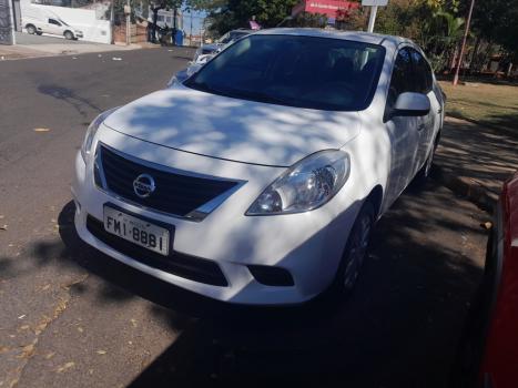 NISSAN Versa Sedan 1.6 16V 4P FLEX SV, Foto 3
