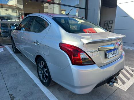 NISSAN Versa Sedan 1.6 16V 4P UNIQUE FLEX, Foto 6